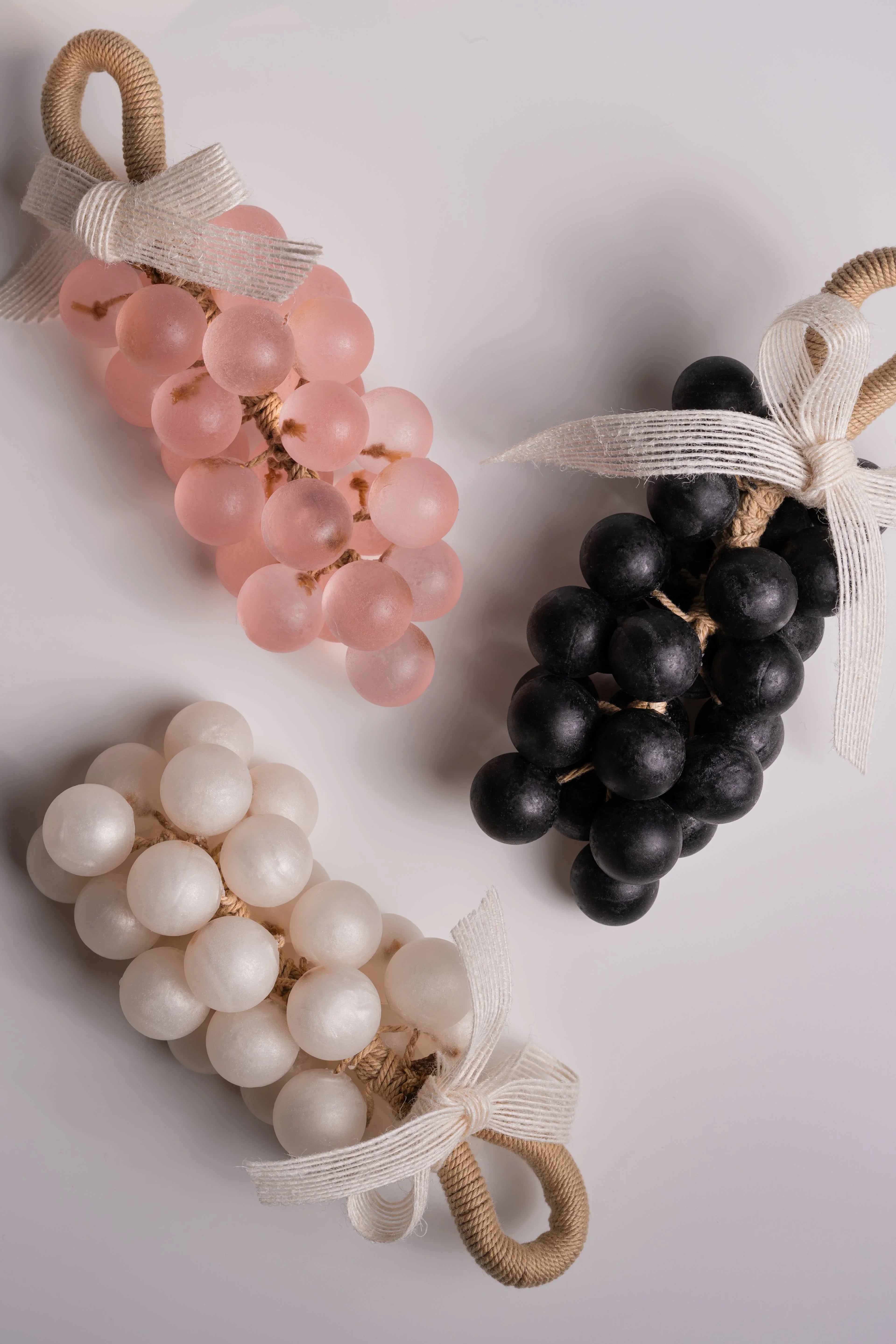 🎄 Grape Soap: The Unexpected Yet Elegant Christmas Decoration You’ll Fall in Love With - Planet Fix Project