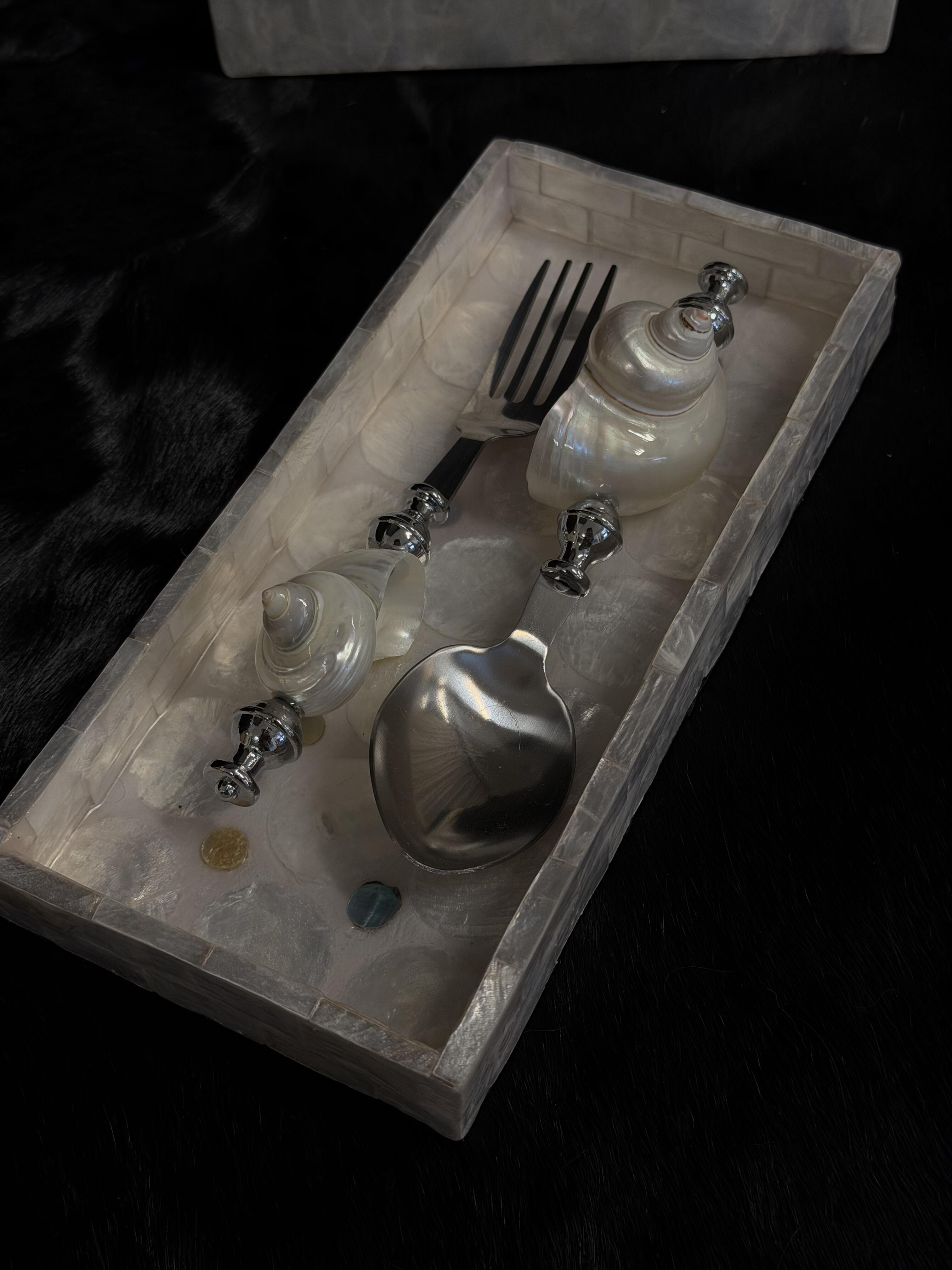 Luxury Handmade Shell Vintage Cutlery Set - One-of-a-kind Tableware Art