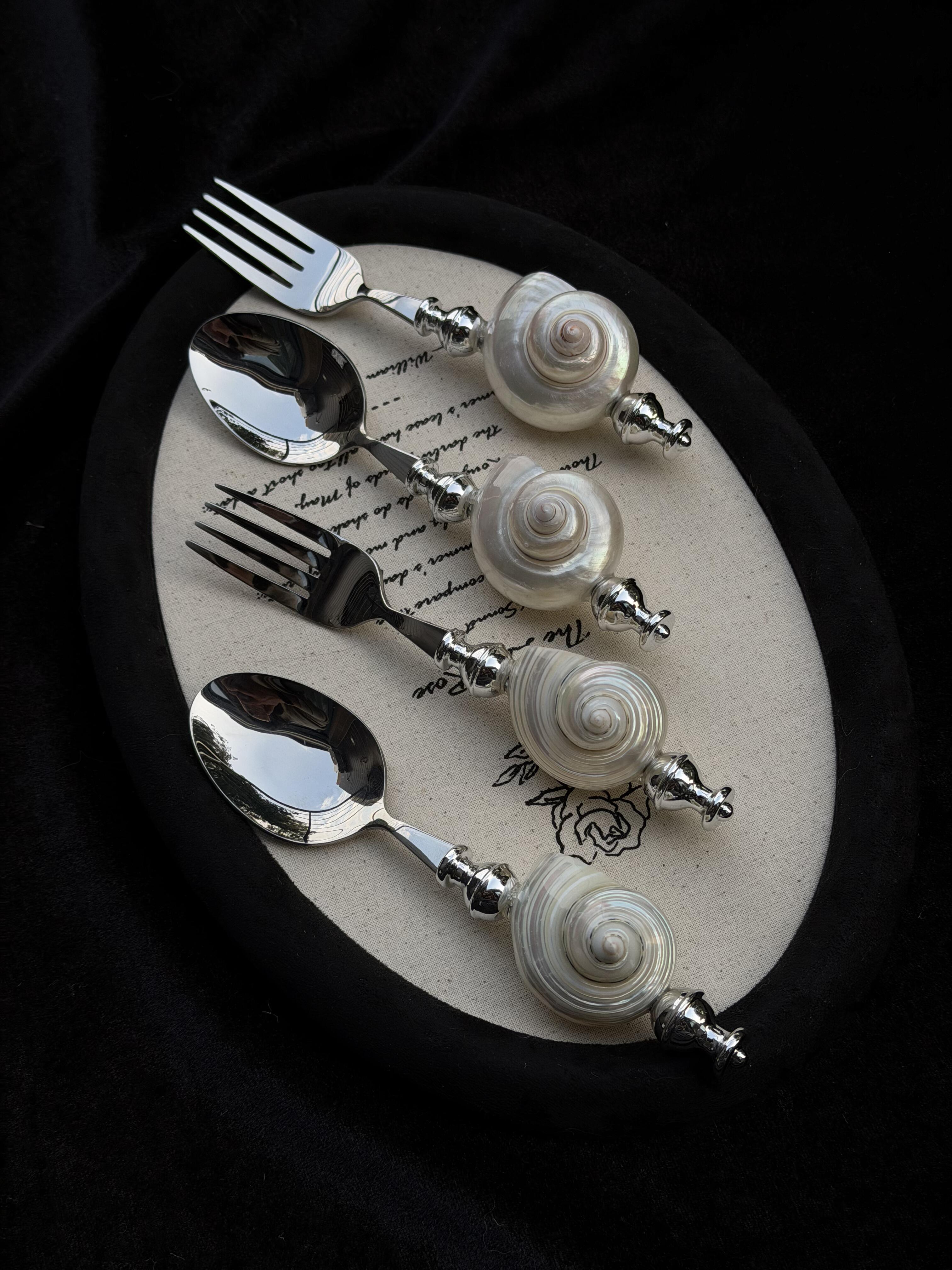 Luxury Handmade Shell Vintage Cutlery Set - One-of-a-kind Tableware Art