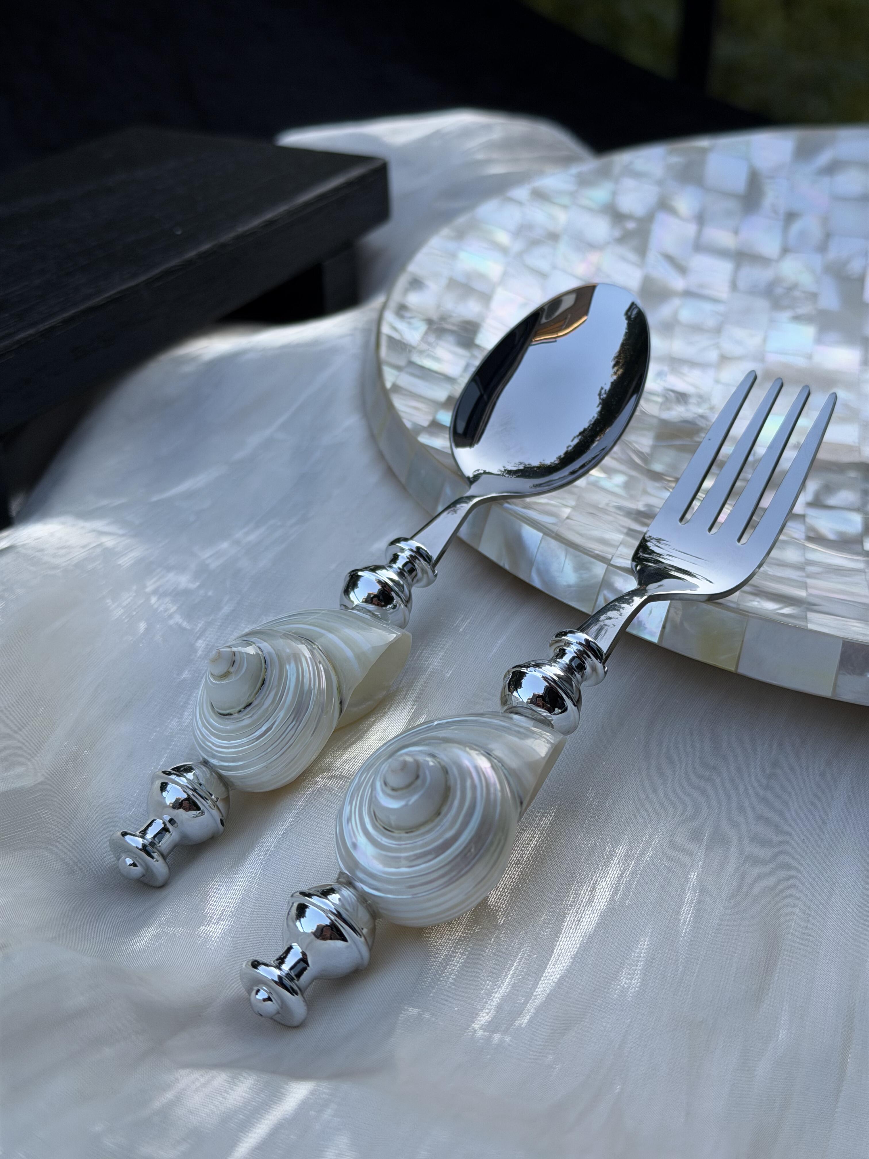 Luxury Handmade Shell Vintage Cutlery Set - One-of-a-kind Tableware Art